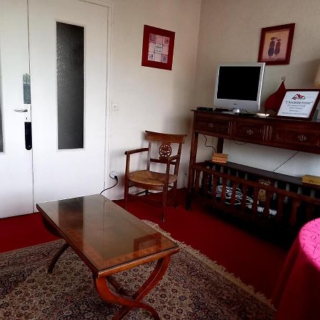 L Ancienne Ferme Apartment Connantre Exterior photo